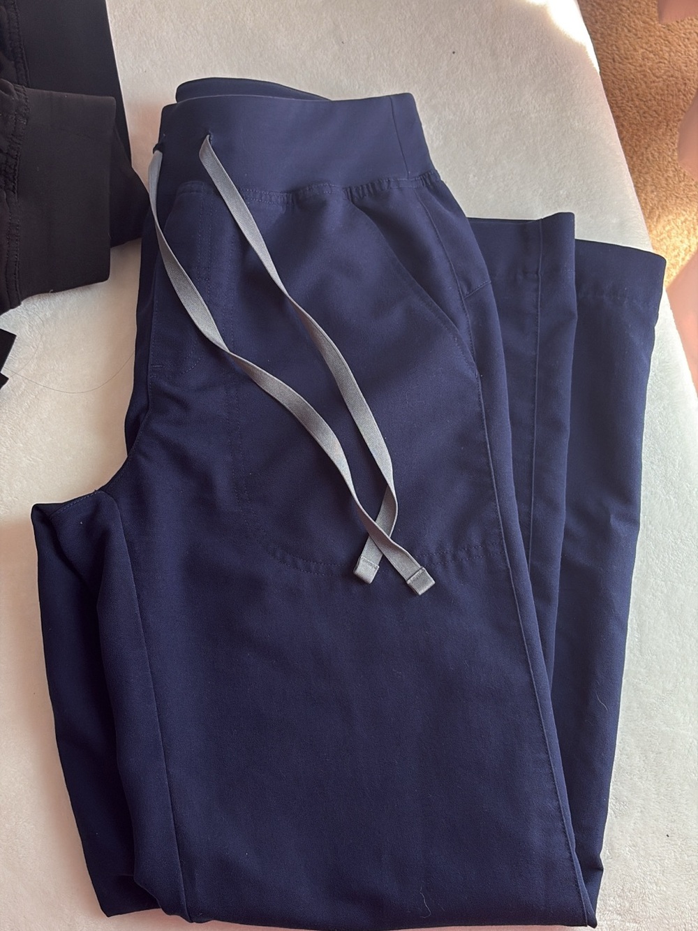 Figs Navy bottoms